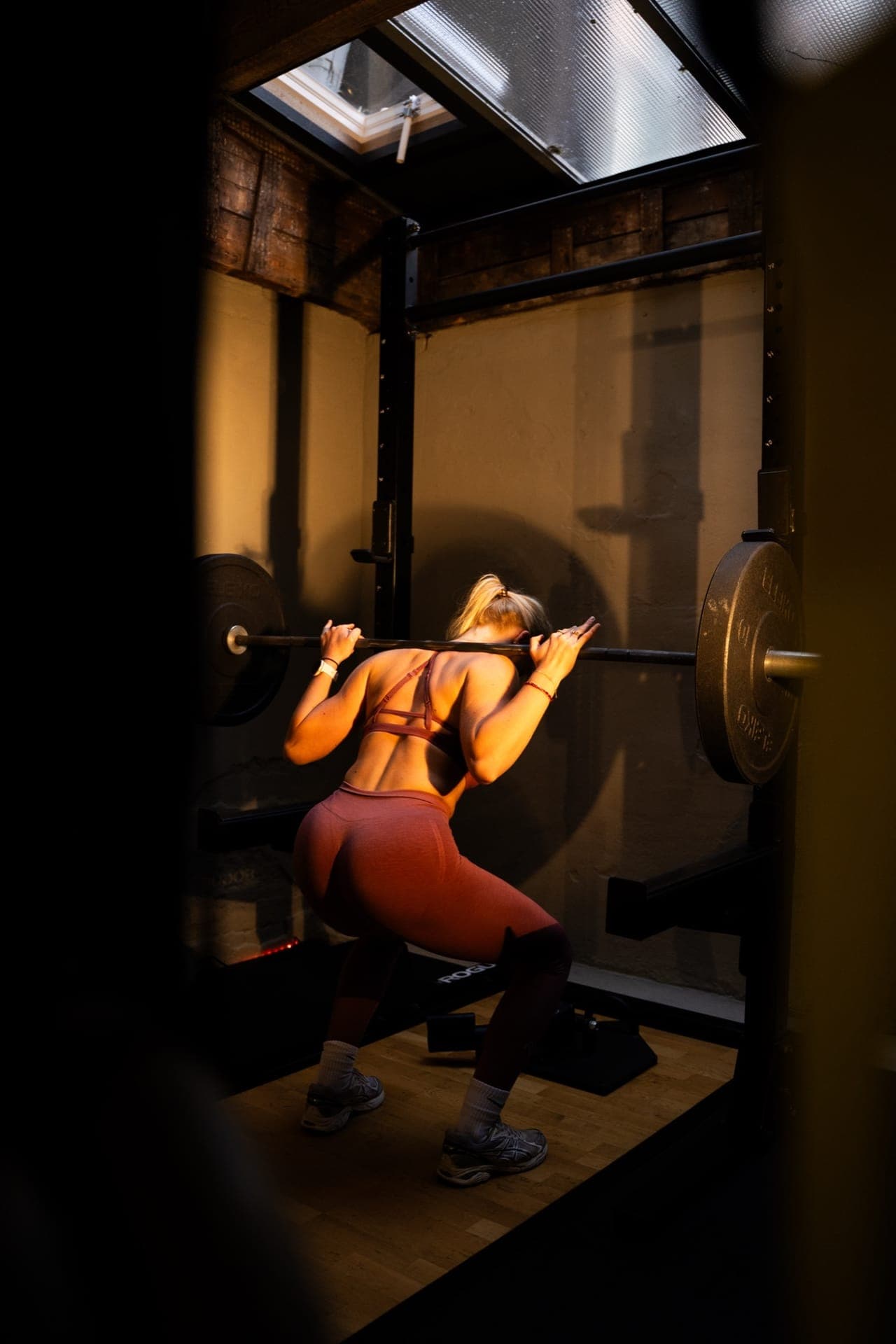 Private squat rack in the SculptClub studio in Jordaan