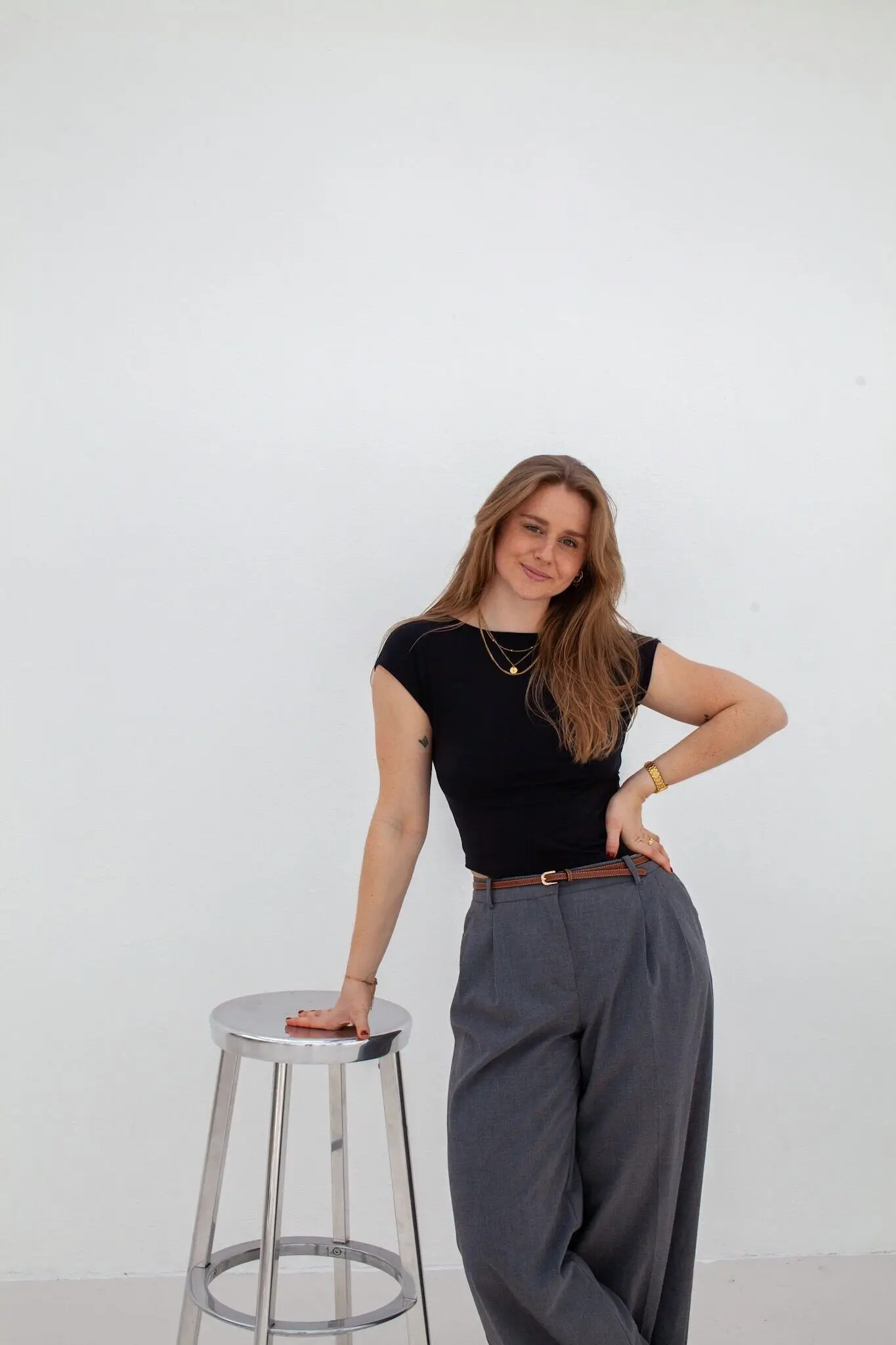 Eva, dietitian and personal trainer, standing portrait
